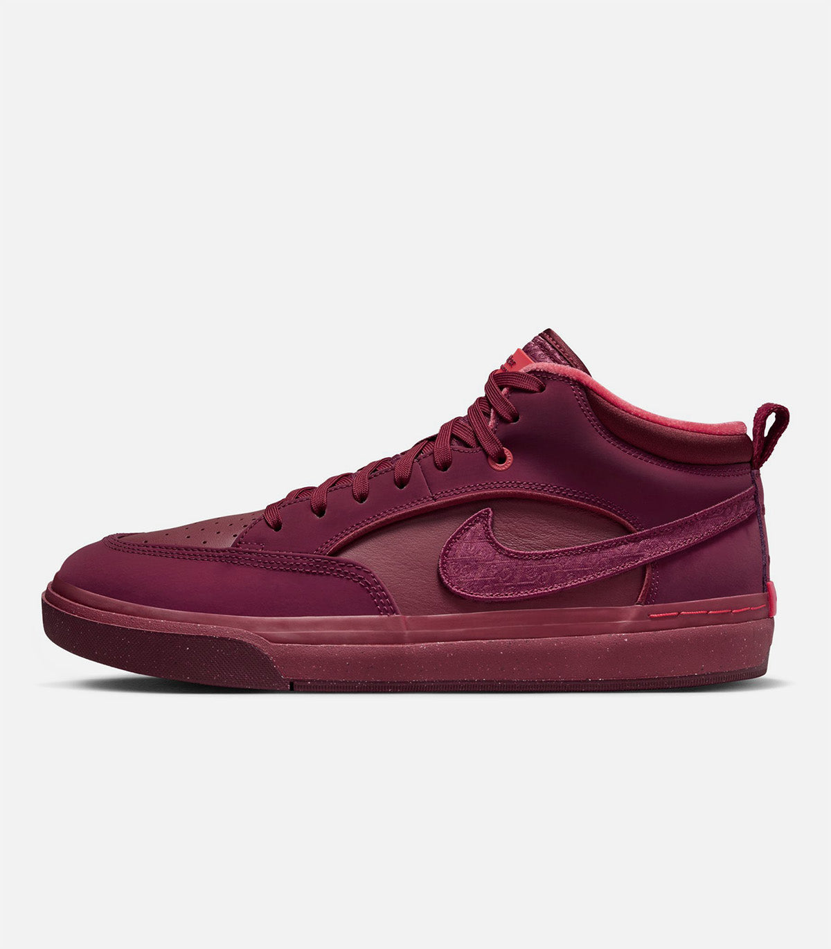 nike snkrs leo drop
