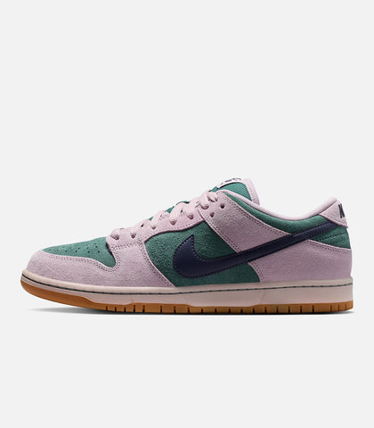 Nike SB Dunk Low Pro