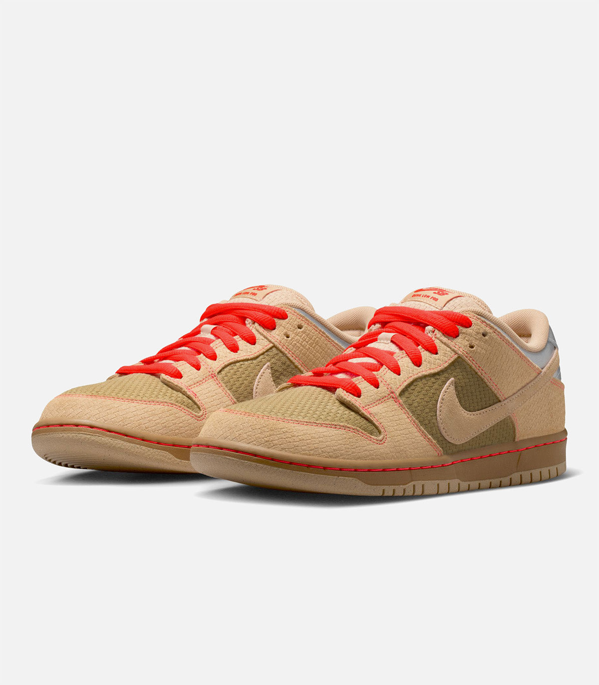 Nike SB Dunk Low Pro