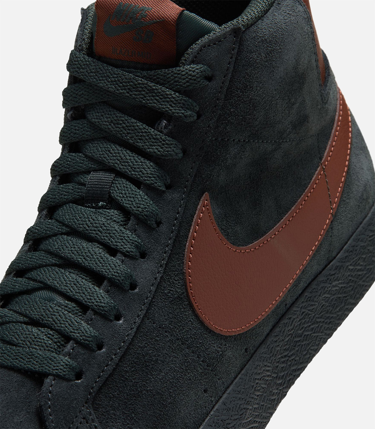 Nike SB Zoom Blazer Mid