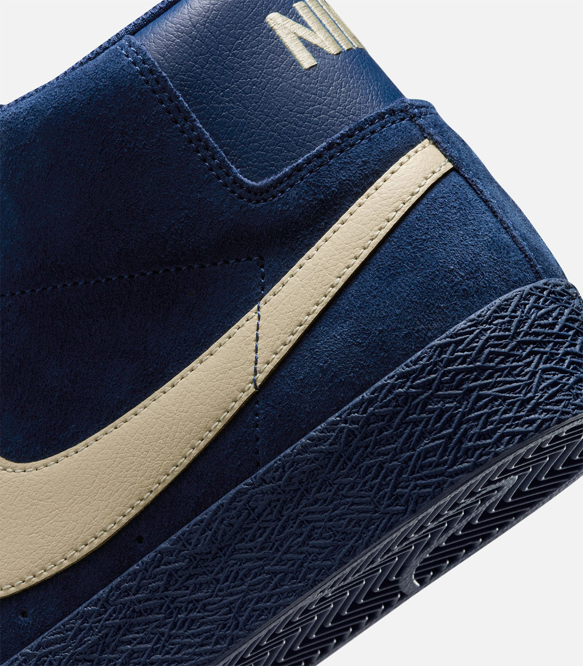 Nike SB Zoom Blazer Mid