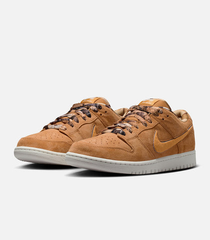 Nike SB Dunk Low Pro