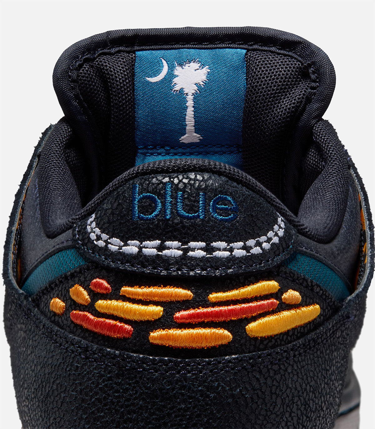 Nike SB X Bluetile Dunk Low Pro