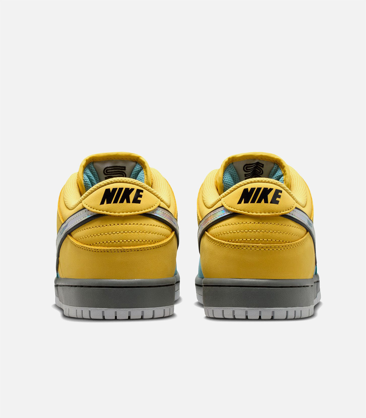 Nike SB "Fast Pass" Dunk Low Pro