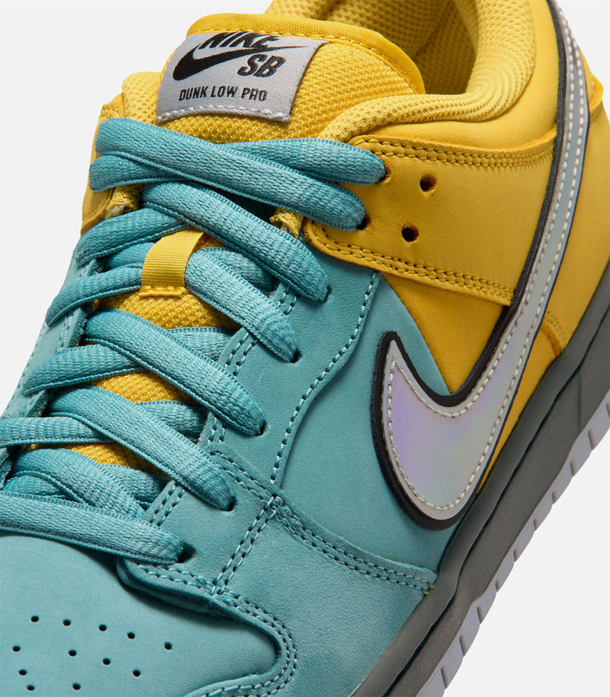 Nike SB "Fast Pass" Dunk Low Pro
