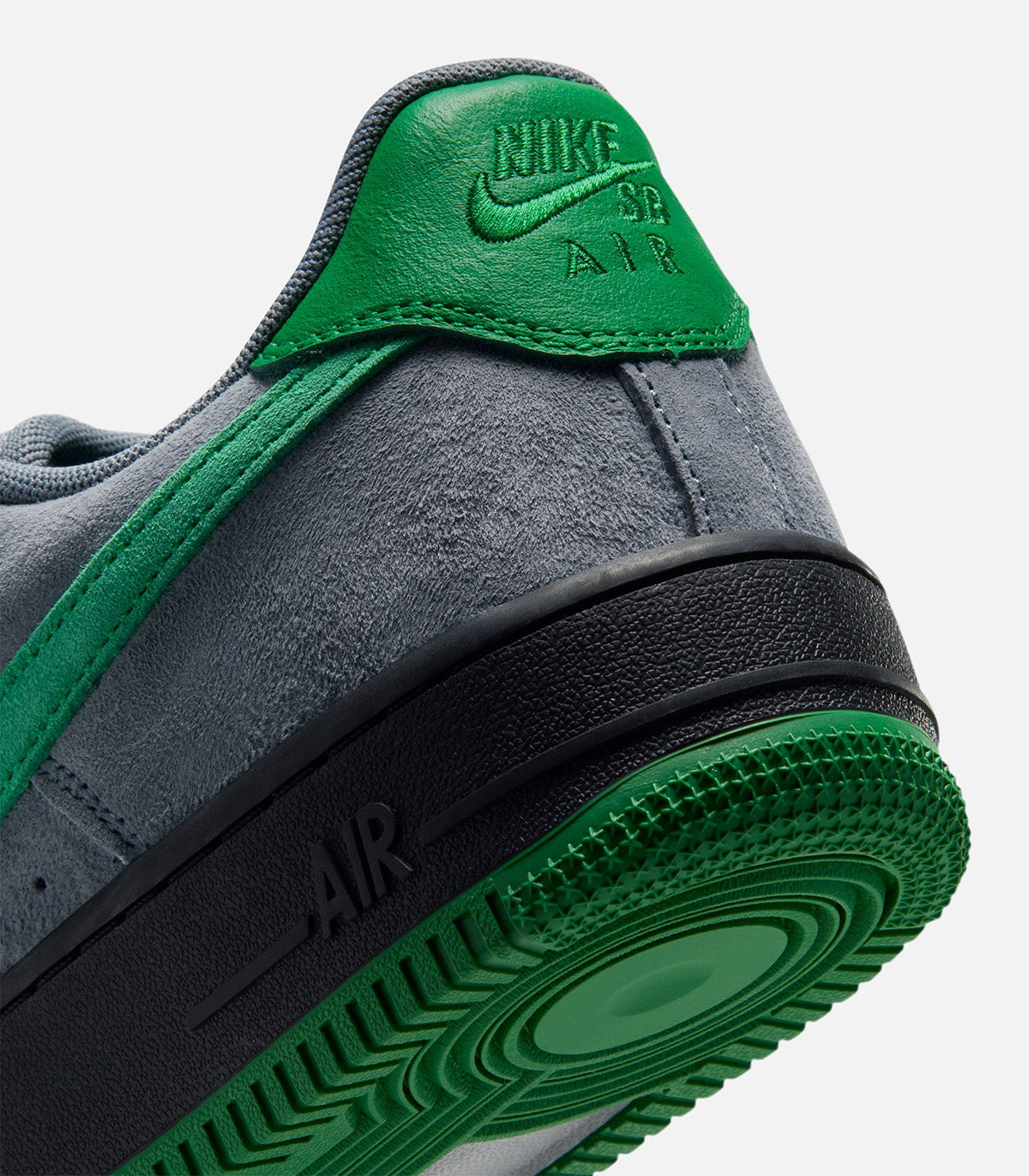 Nike SB Air Force 1 SE