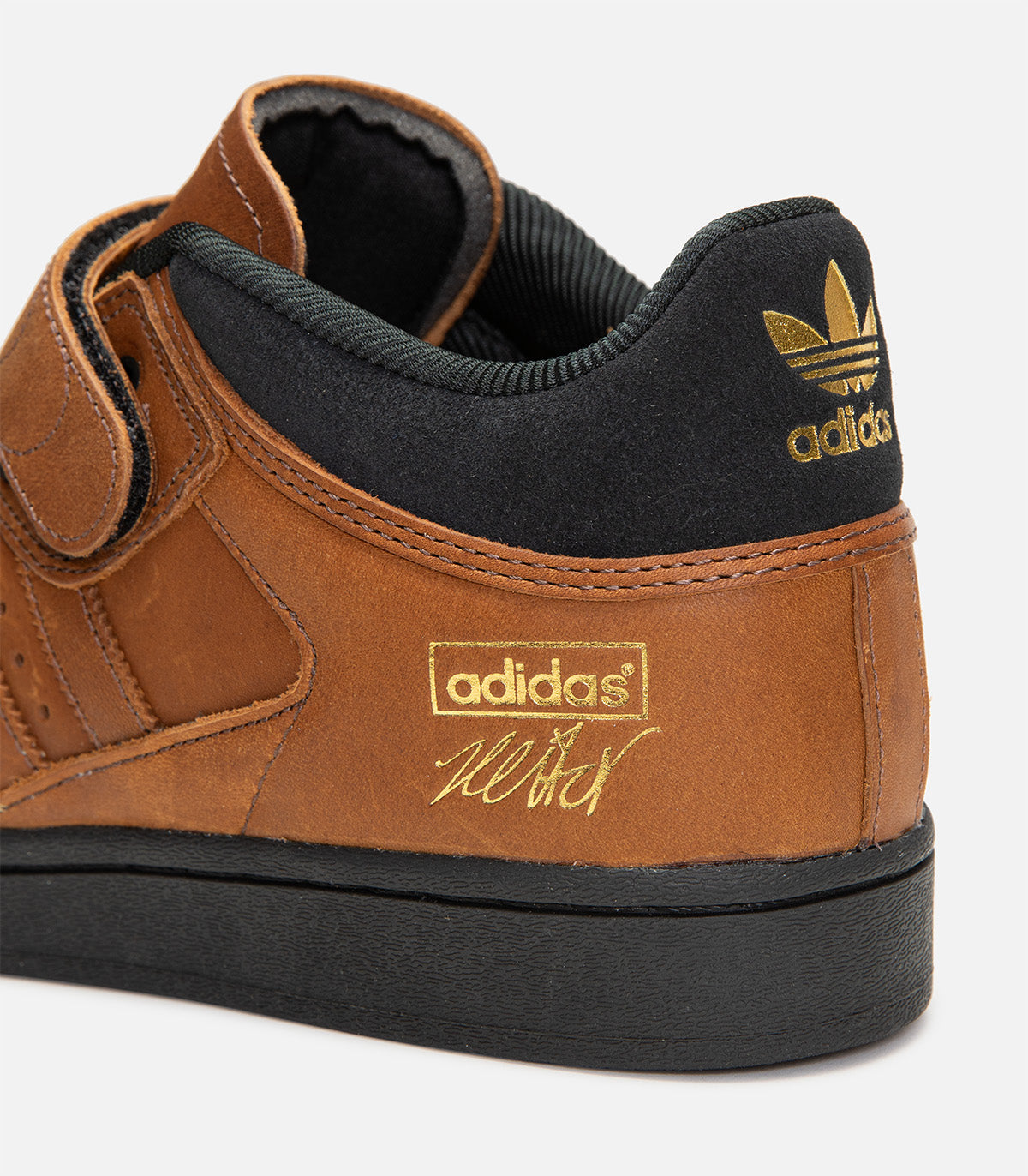 Adidas Pro Shell ADV – Atlas