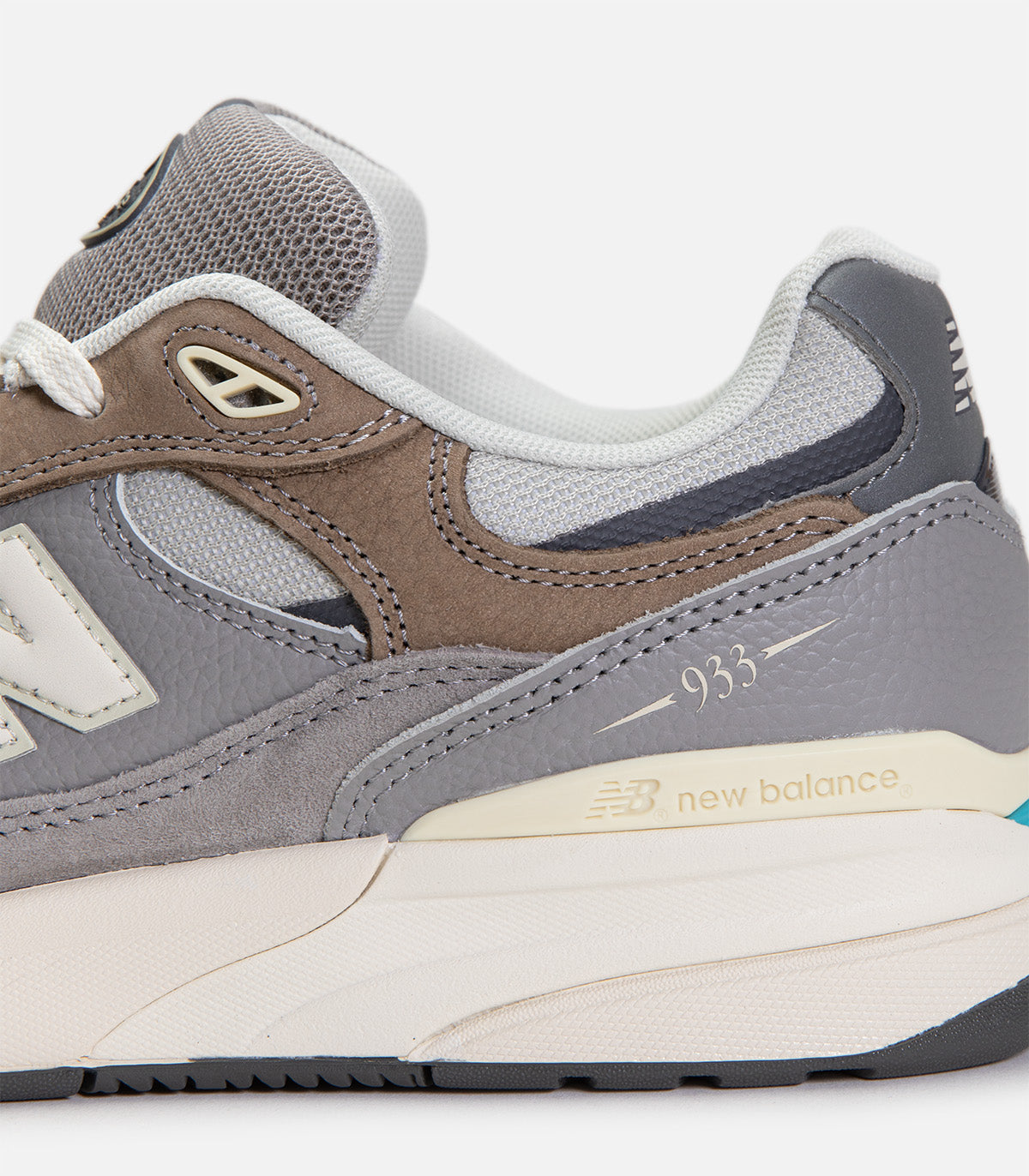 New Balance Numeric Reynolds 933