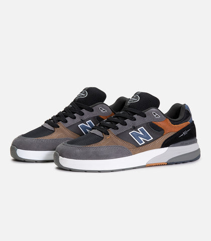 New Balance Numeric Reynolds 933