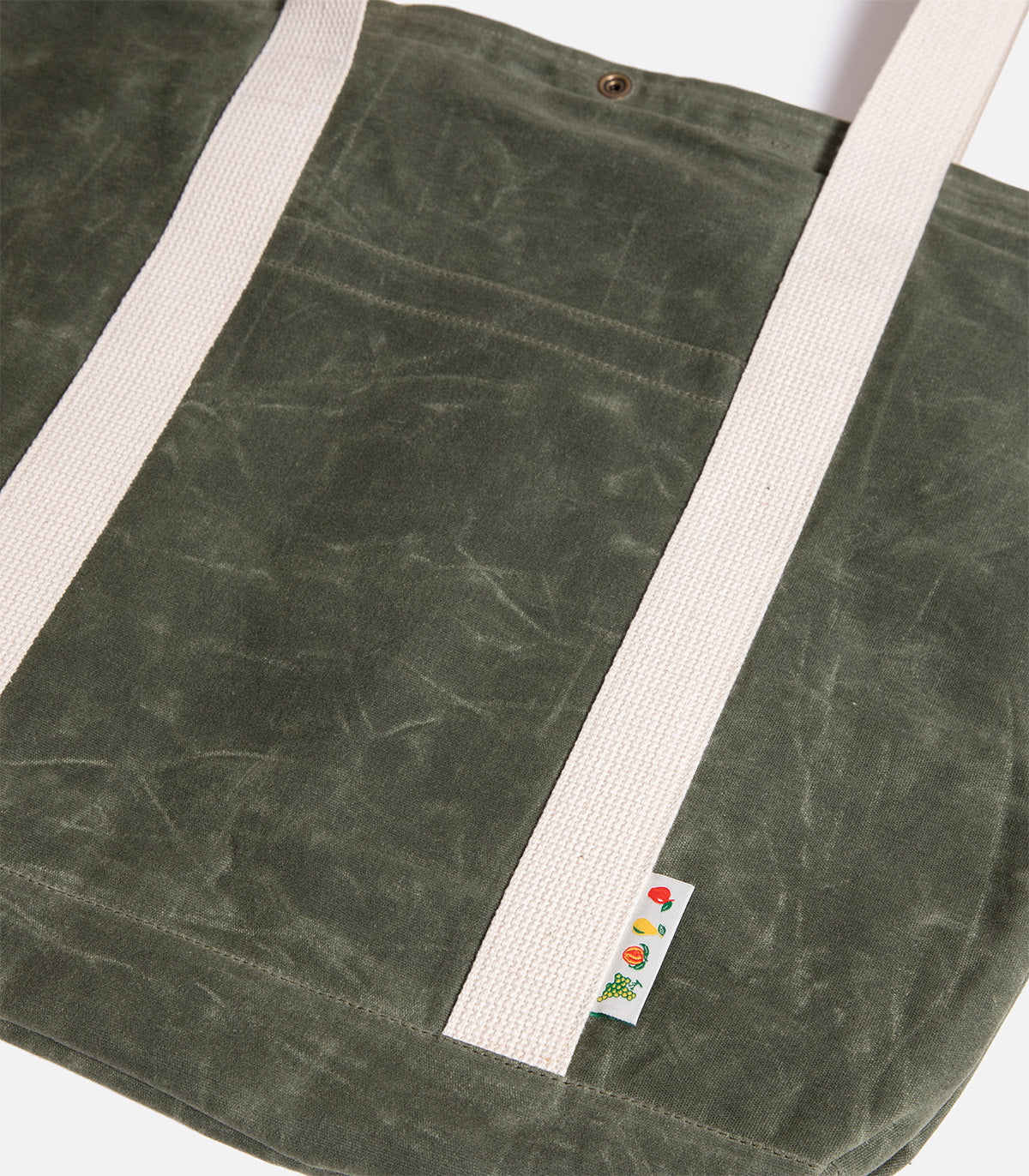 Pearl The Market Tote Bag