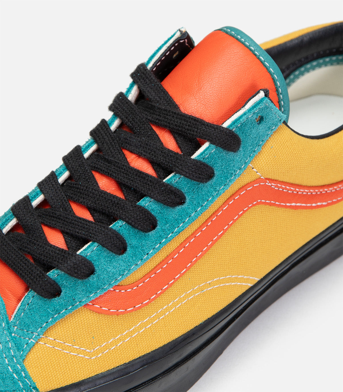 Vans Off The Wall X Julian Klincewicz Old Skool 36